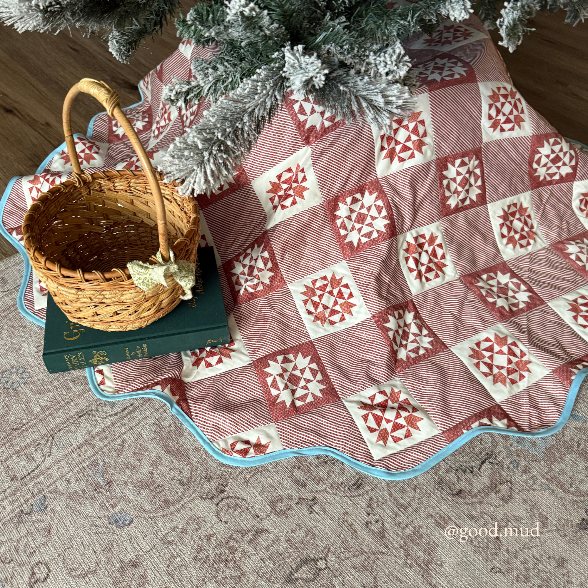 Connie Christmas Tree Skirt Sewing Pattern